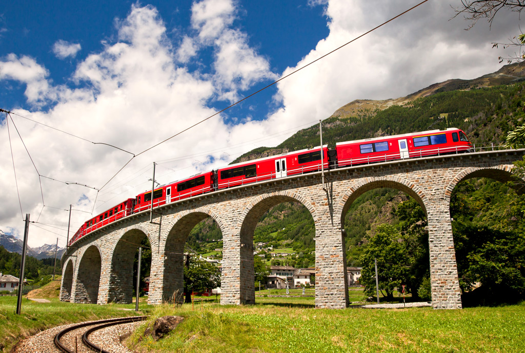 Фото: Поезд Bernina Express