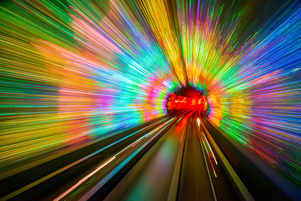 Фото: Bund Sightseeing Tunnel (Вайнтаньский тоннель),

 Шанхай, Китай