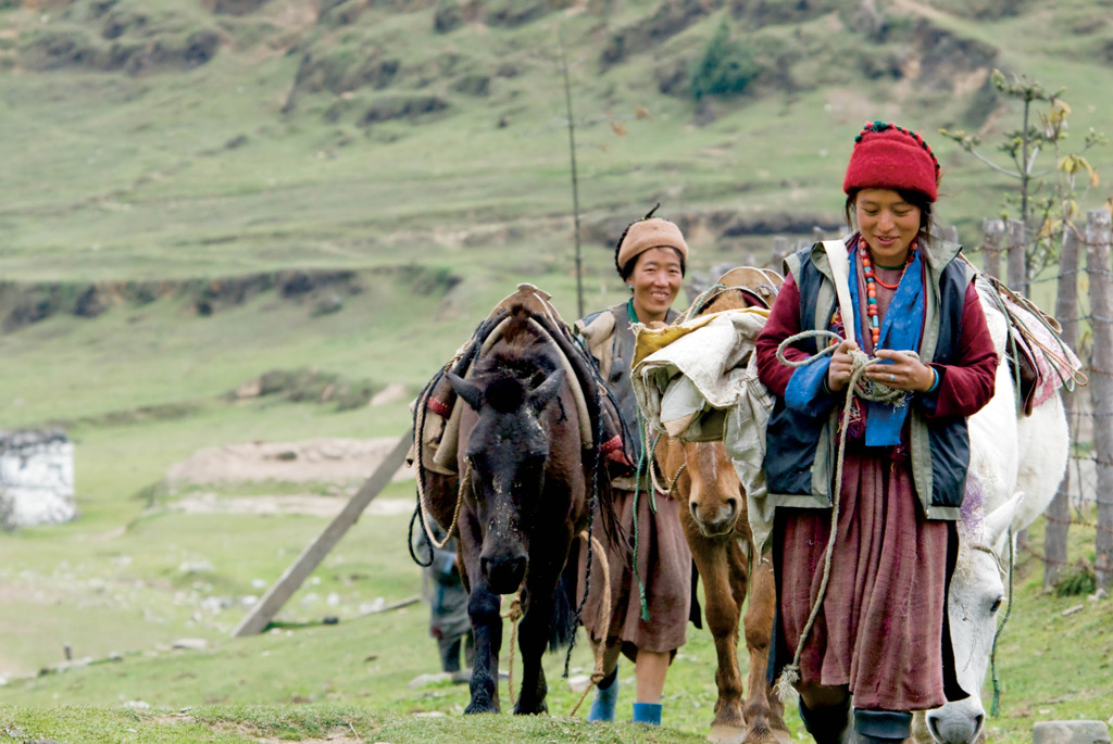 Фото: Бутанцы много ходят пешком