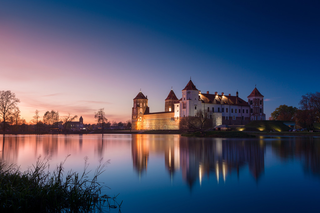 Мирский замок Фото: Мирский замок