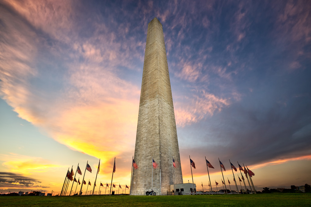 Фото: Монумент Джорджу Вашингтону