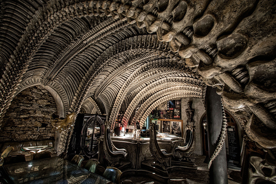 Фото: HR Giger Bar