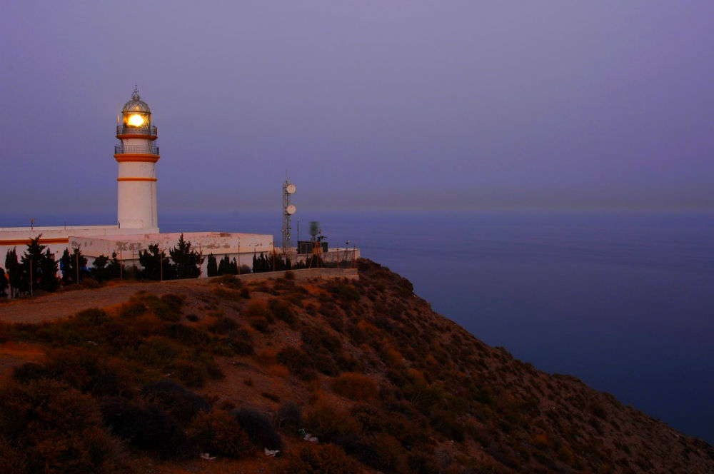 Фото: Маяк Faro de Cabo Sacratif