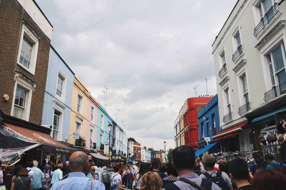 Фото: Portobello Road Market, Лондон, Великобритания