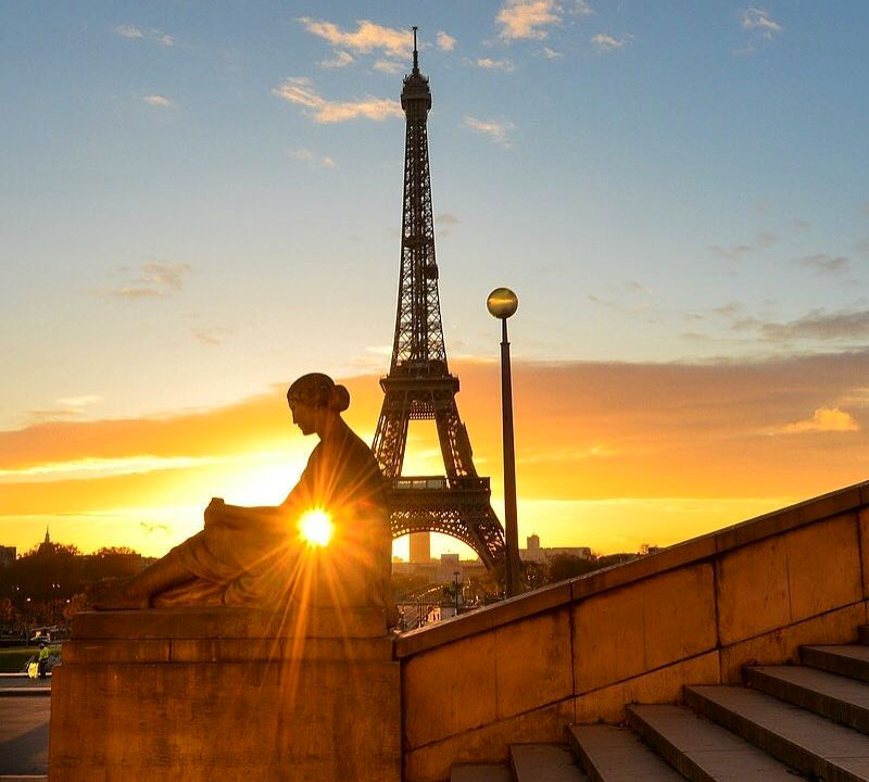 Фото: Эйфелева башня в Париже
