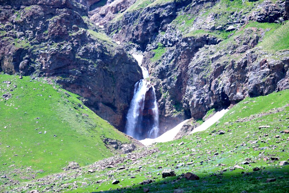 La ruta por las cascadas más bonitas de Armenia