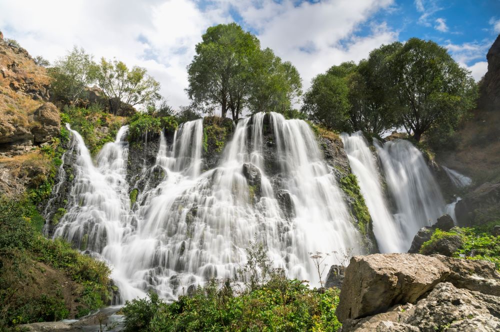 La ruta por las cascadas más bonitas de Armenia