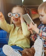 Путешествия с детьми: гайд от OneTwoTrip