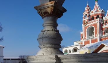 Каникулы за городом: куда съездить зимой недалеко от Москвы — 9 лучших идей