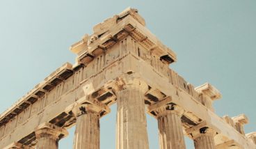 Акрополь, таверны и анархистские кварталы: как провести время в Афинах
