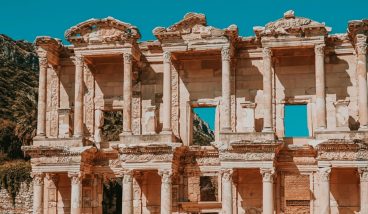 Турция без all inclusive: зачем ехать в Измир и древний Эфес