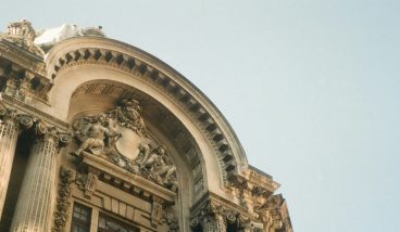 Бухарест — «маленький Париж» с коммунистическим размахом: что посмотреть в столице Румынии