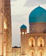 Что посмотреть в Узбекистане самостоятельно: от бирюзовых куполов Бухары до древних замков пустыни Кызылкум