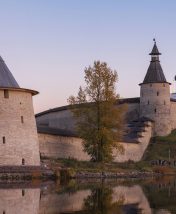 Куда поехать на ноябрьские праздники: 7 бюджетных маршрутов по городам России на 3–4 дня